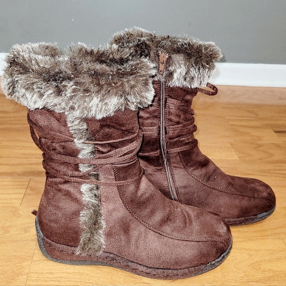 Studio HD2 “Frankie” Chocolate Boots With The Fur, Size 8.5 - Picture 3 of 4